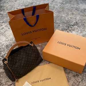 Louis Vuitton Monogram Artsy MM